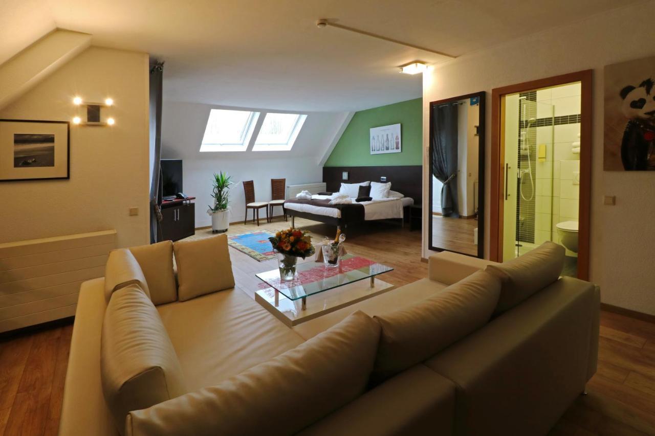 Threeland Hotel Pétange Εξωτερικό φωτογραφία
